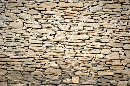 régi fal, minden kötőanyag nélkül rakták