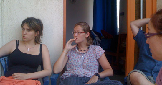 Juli, Anna, és egy fél Bíró Kriszta (iPhone, Nóra fotó)