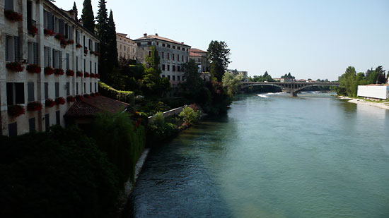 L1000115.jpg