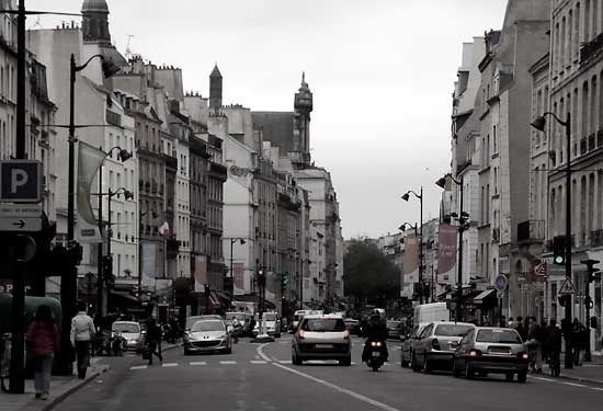 Rue St Antoine, ezúttal a Bastille felől...